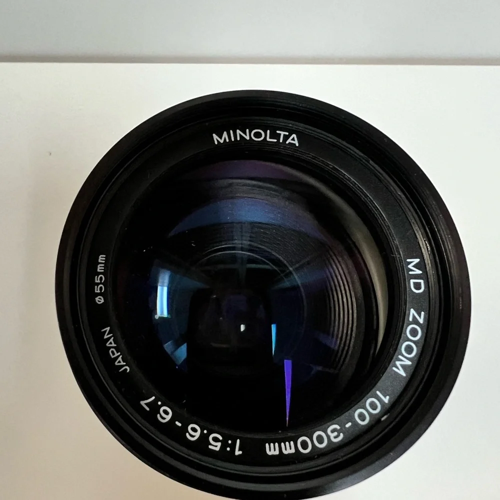 MINOLTA ZOOM LENS